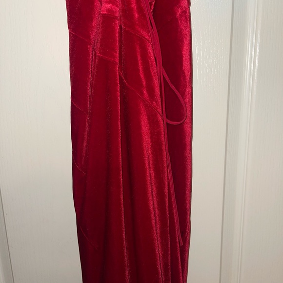 ASOS DESIGN RED CARPET DRESS - Picture 10 of 10